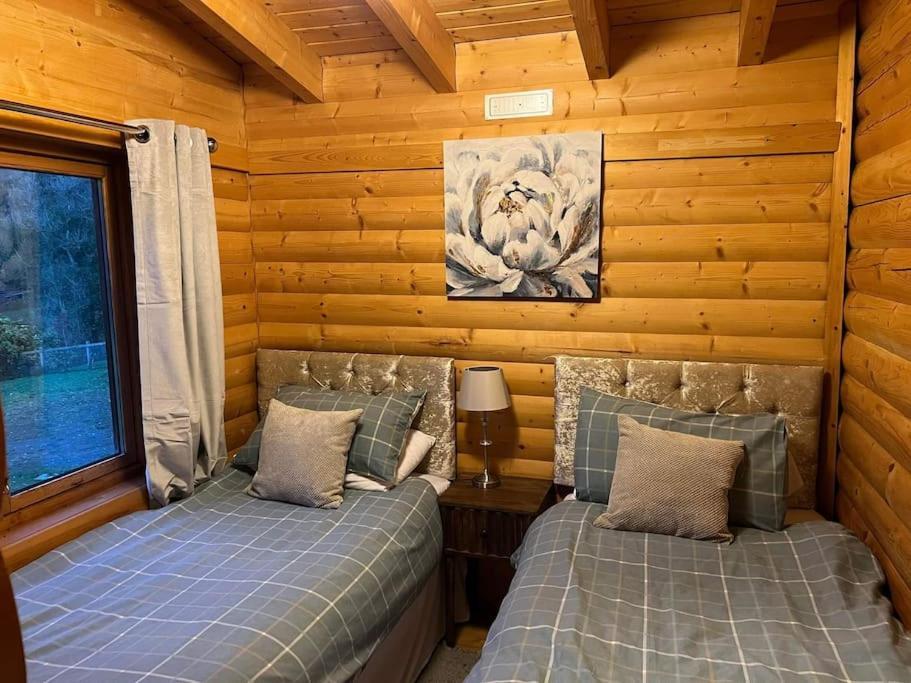 Riverside Lodge In Killiecrankie Bridge of Tilt Екстер'єр фото