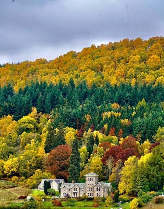 Riverside Lodge In Killiecrankie Bridge of Tilt Екстер'єр фото